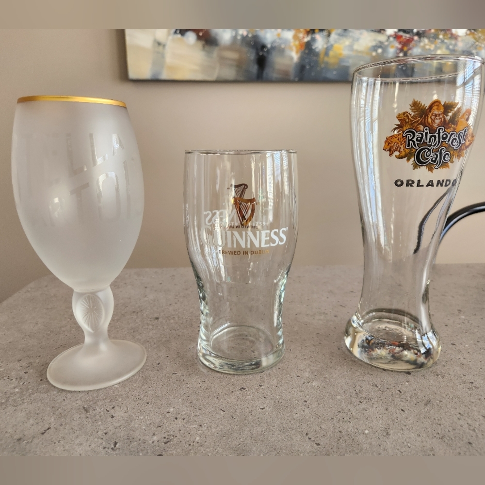 Lot of 3 new glasses. Rainforest cafe, Stella, and Guinness.